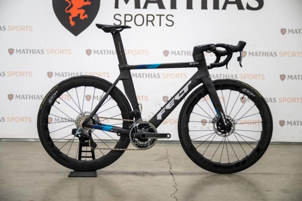 MSU-2024BBKAA200_BLANCetBLEUNeuf FELT AR FRD Ultegra 54 2024 a vendre 1