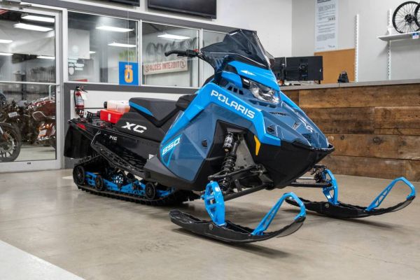 Neuf POLARIS 850 SWITCHBACK XC 146 2024 a vendre 1