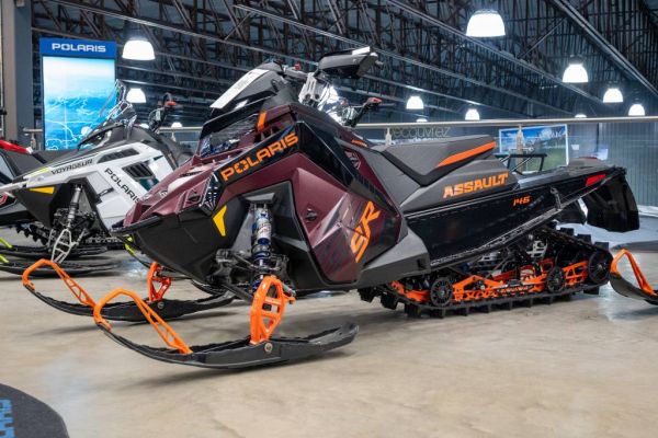 Neuf POLARIS PATRIOT 9R SWITCHBACK ASSAULT 146 2025 a vendre 1