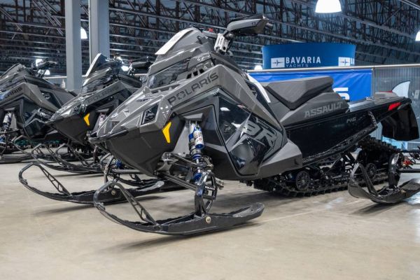 Neuf POLARIS PATRIOT 9R SWITCHBACK ASSAULT 146 2025 a vendre 1