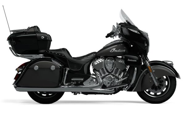  MSU-2024N24TRPBBC1_Black MetallicetTitanium MetalNeuf INDIAN Roadmaster with PowerBand Audio Package 2024 a vendre 1