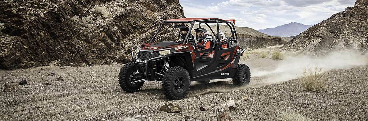 RZR QUATRE PLACES